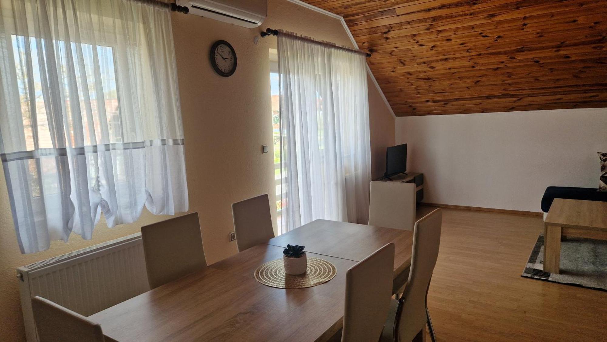 Apartment Nikolina Grabovac  Bagian luar foto